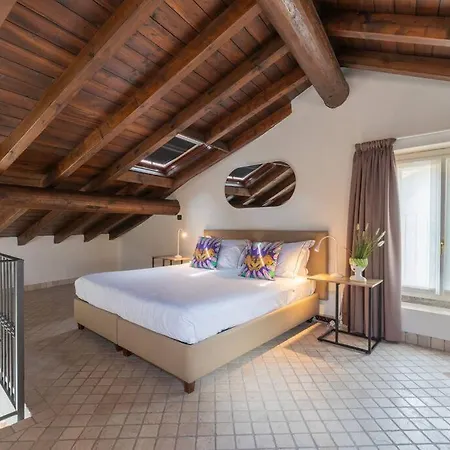 R Gelsomino House شقة تْشيرنوبيو